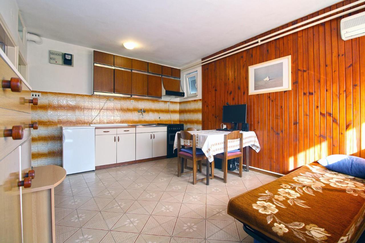 Apartments Valerija 847 Póla Kültér fotó
